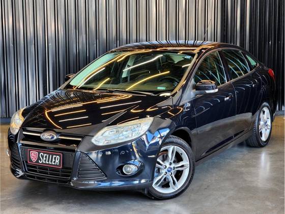 FORD FOCUS 2.0 SE SEDAN 16V FLEX 4P AUTOMÁTICO